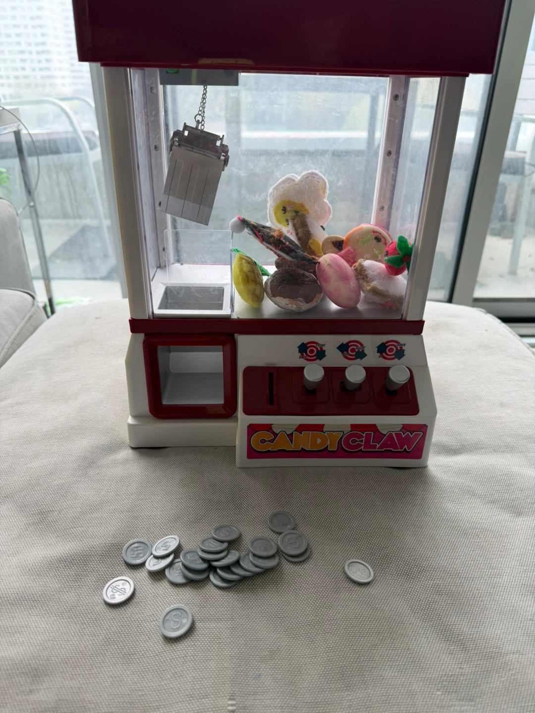 Candy Claw Arcade Toy Machine with Plush Prizes - photo 2