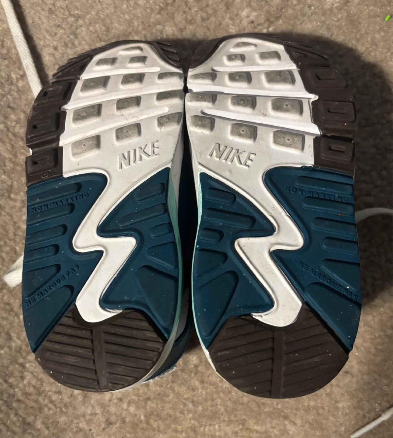 Nike Air Max 90 Toddler Shoes - Size 8C - photo 3