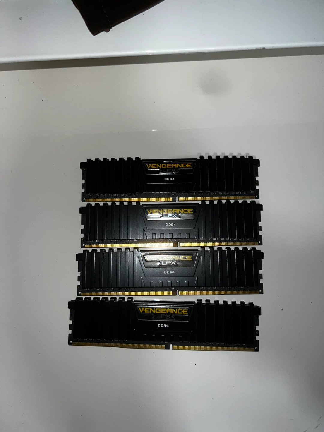 Corsair Vengeance LPX DDR4 RAM 32GB (4x8GB) 3000MHz