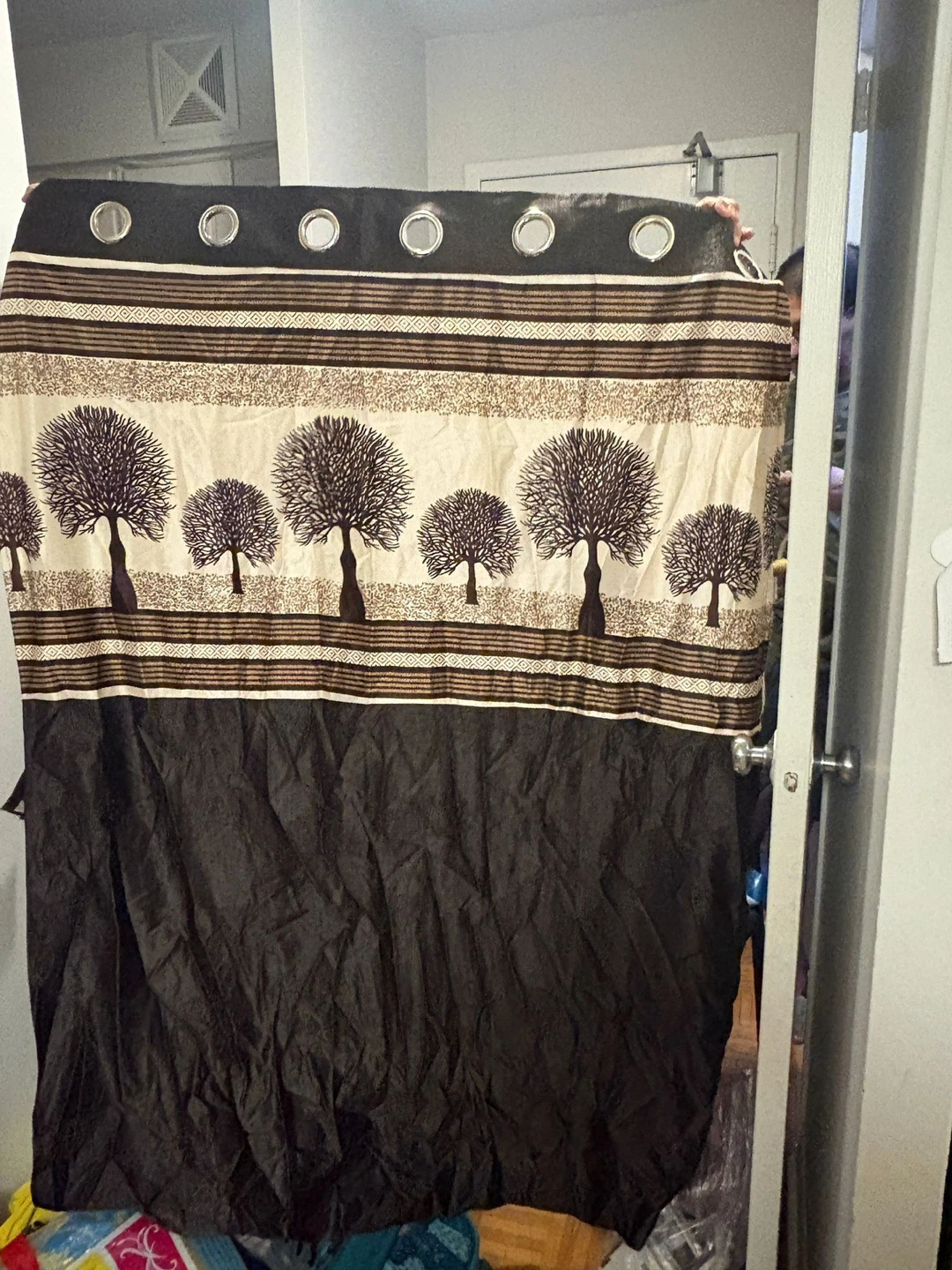 Moving sale- curtains, tv table, side table, kitchen organizer - photo 5
