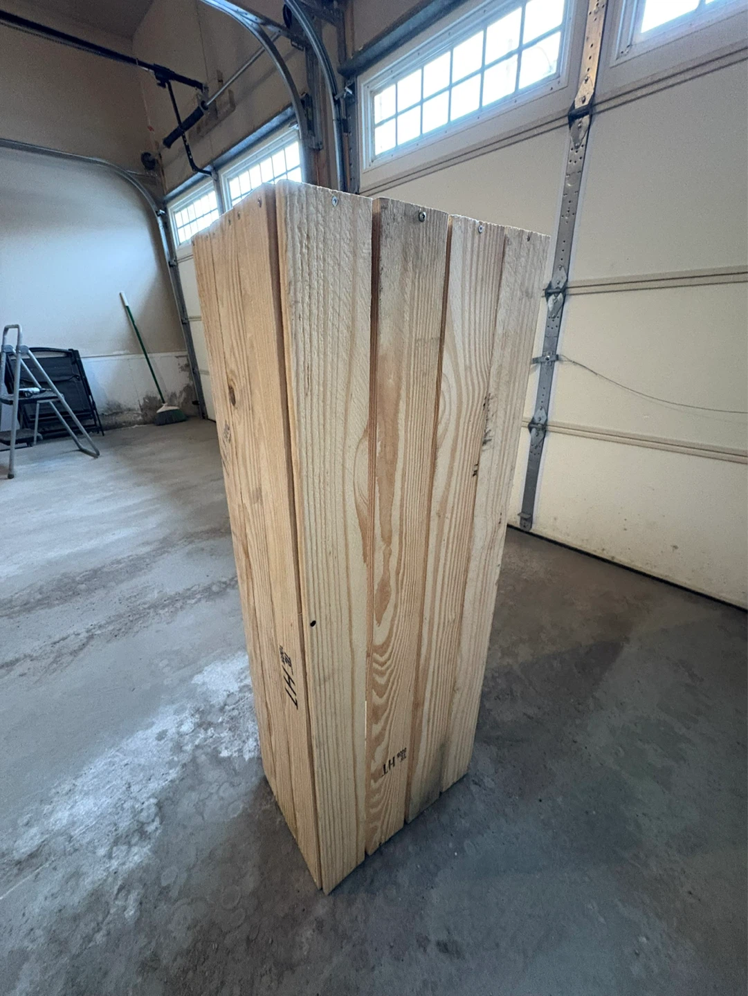 Wooden garden bed - photo 2