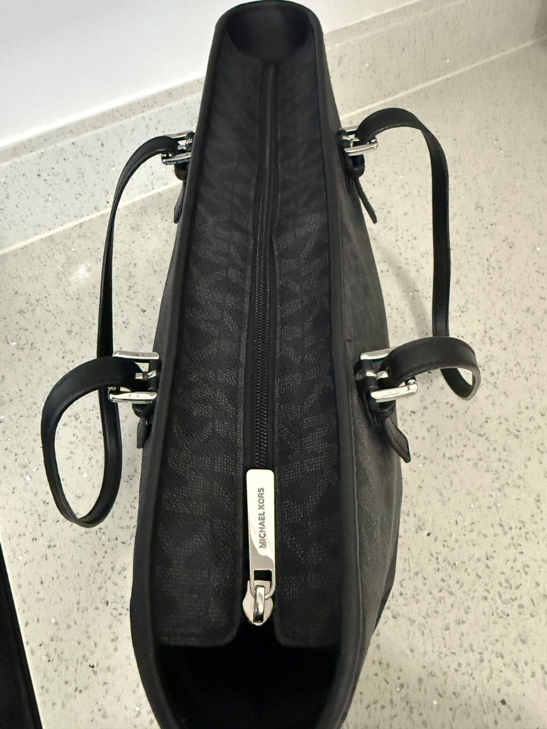 Michael Kors Signature Tote Bag - Black - photo 3