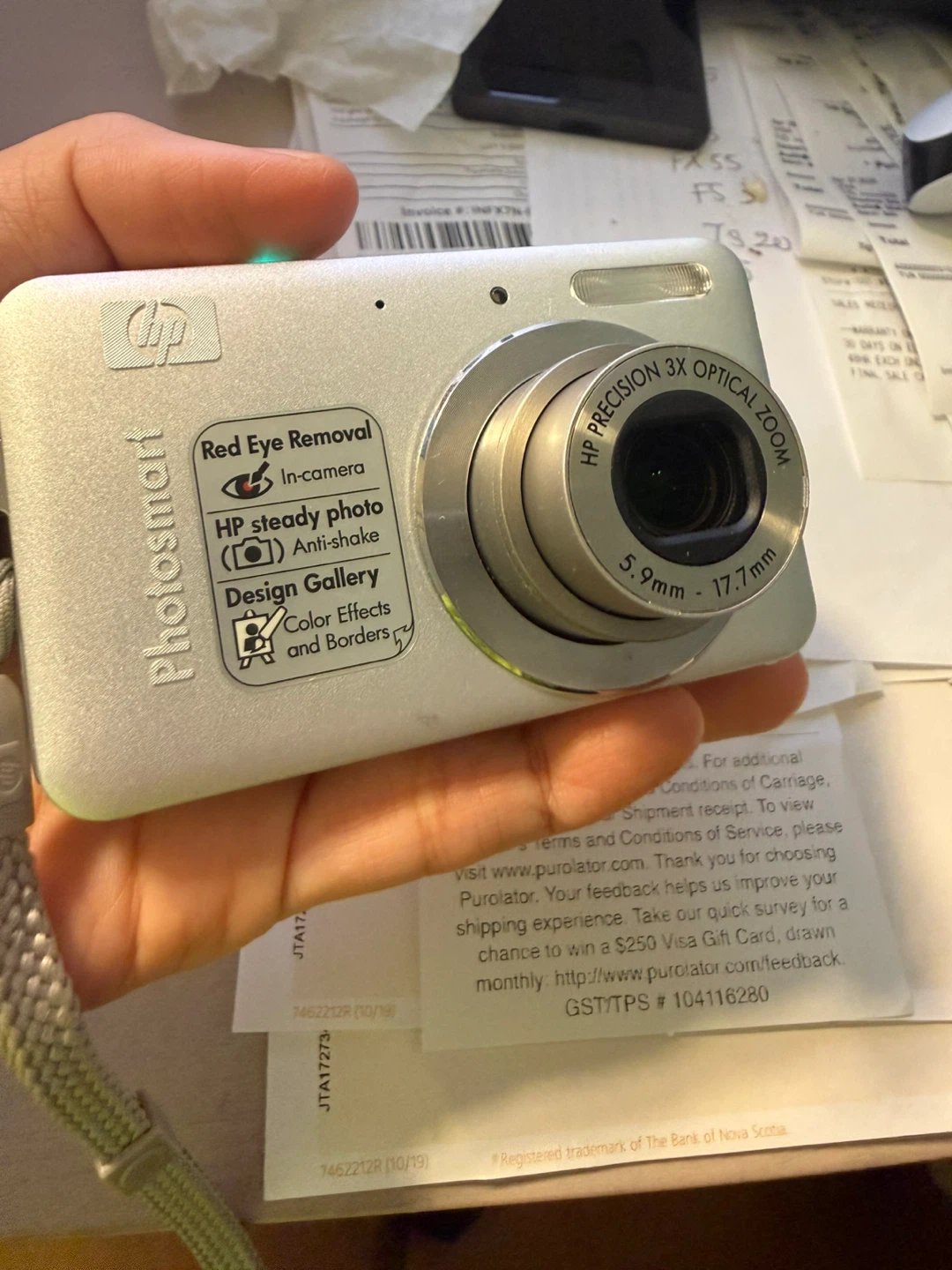 HP Photosmart Camera R742, charger and memory card included - photo 3
