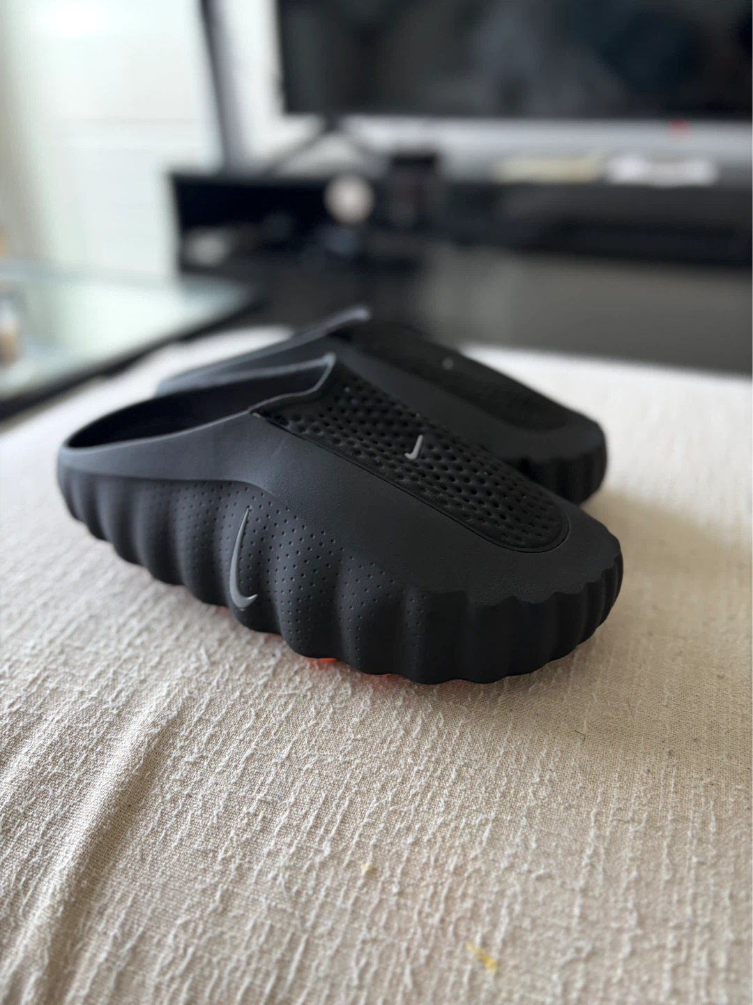 Nike MIND SCIENCE DEPARTMENT Clogs Black Size 11 - photo 2