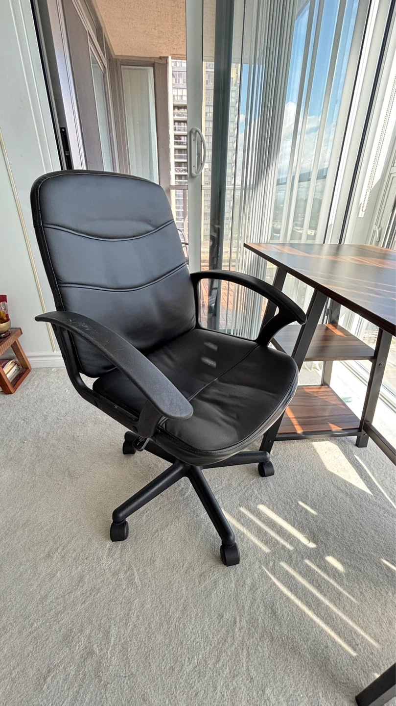 Black Faux Leather Office Chair with Rolling Base - photo 5