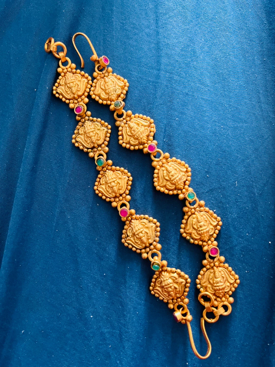 ear chain