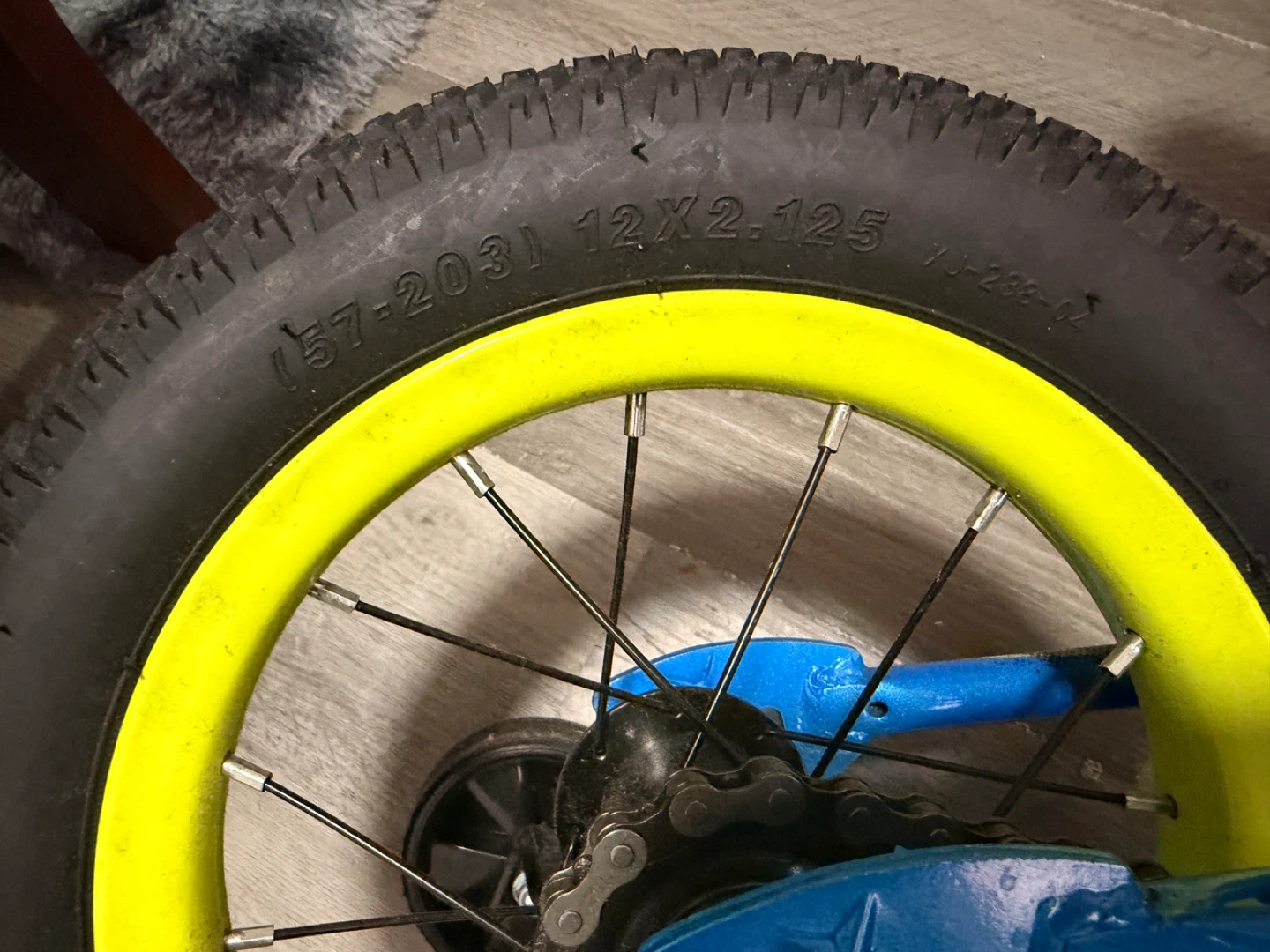 Schwinn 12" Kids Bike with Training Wheels - photo 5