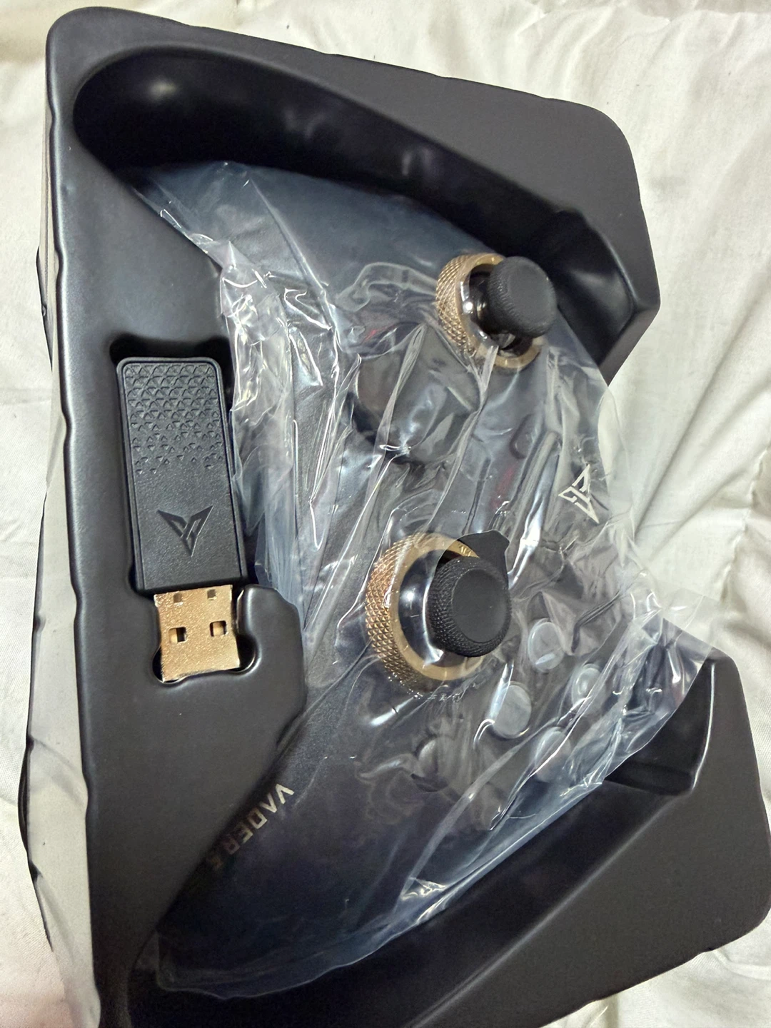 FLYDIGI VADER 5 PRO Gaming Controller - photo 3