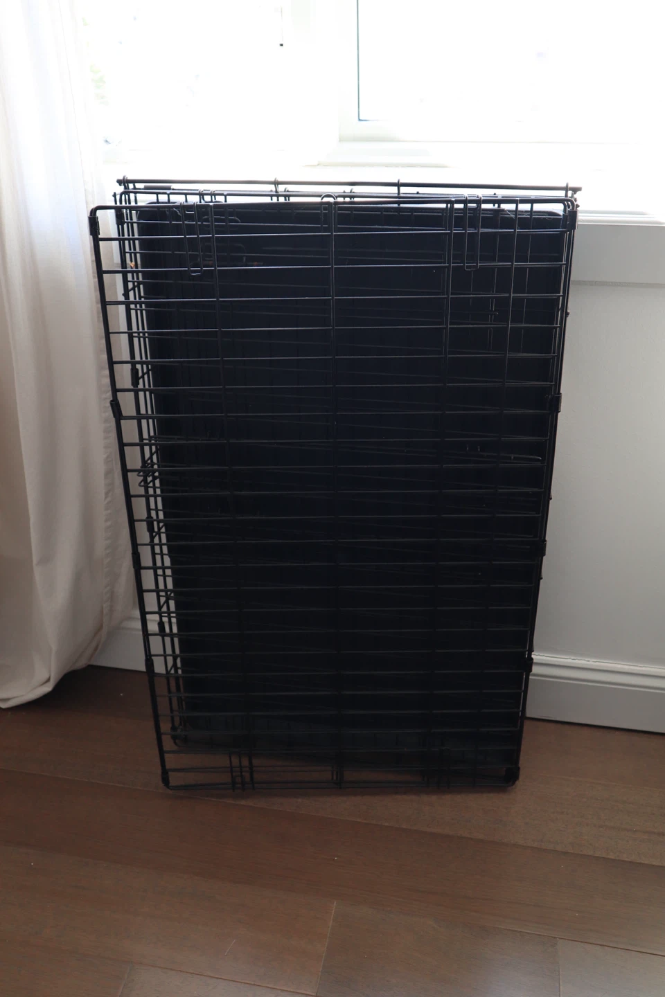 Black Wire Dog Crate with Tray