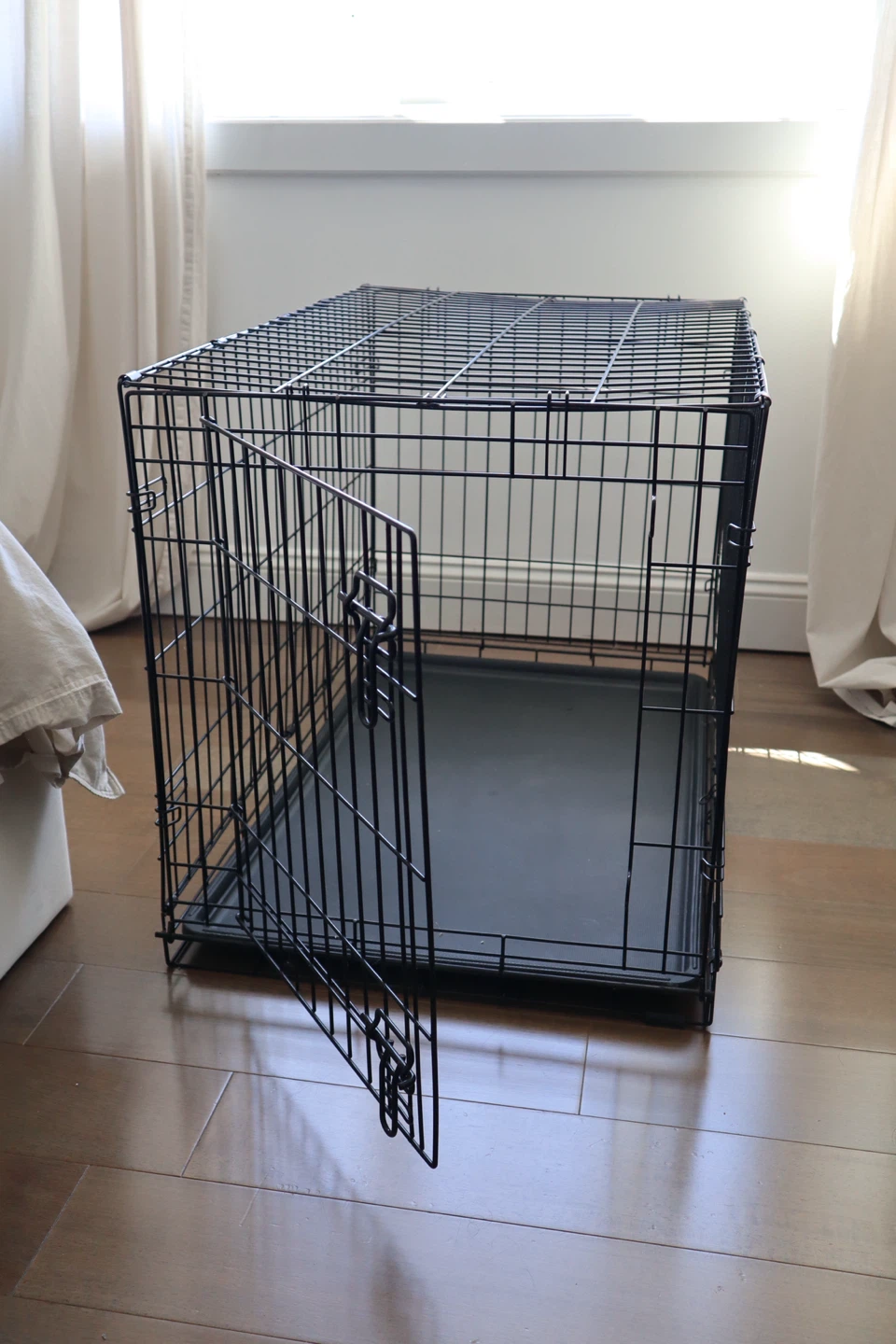 Black Wire Dog Crate with Tray - photo 3