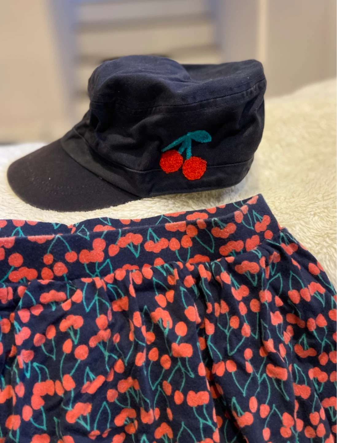 EUC: Cute Girls Cherry-Themed Cotton Skirt and Hat (Size 5) - photo 3