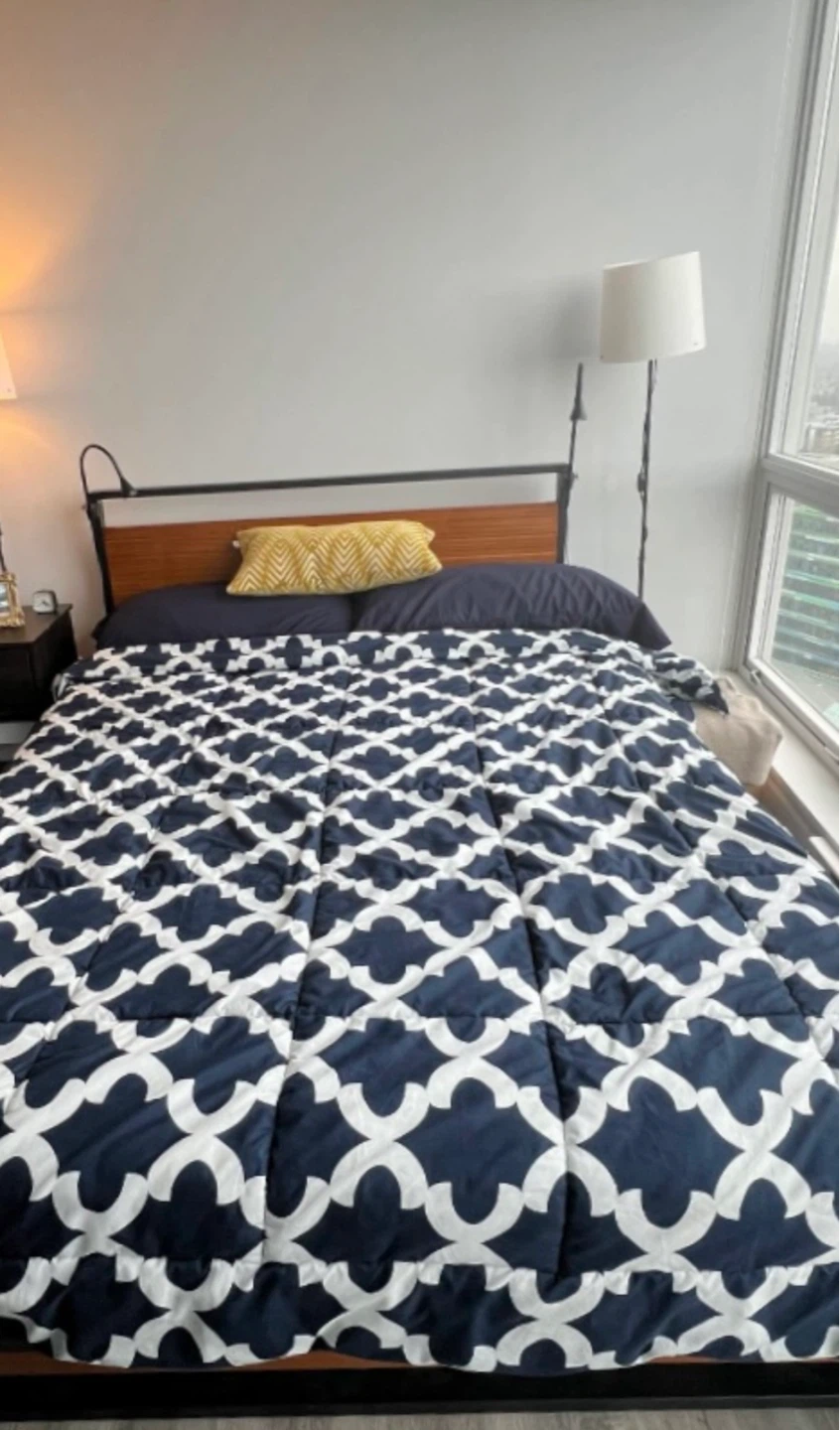 Queen Size Metal and Wood Bed Frame - photo 3