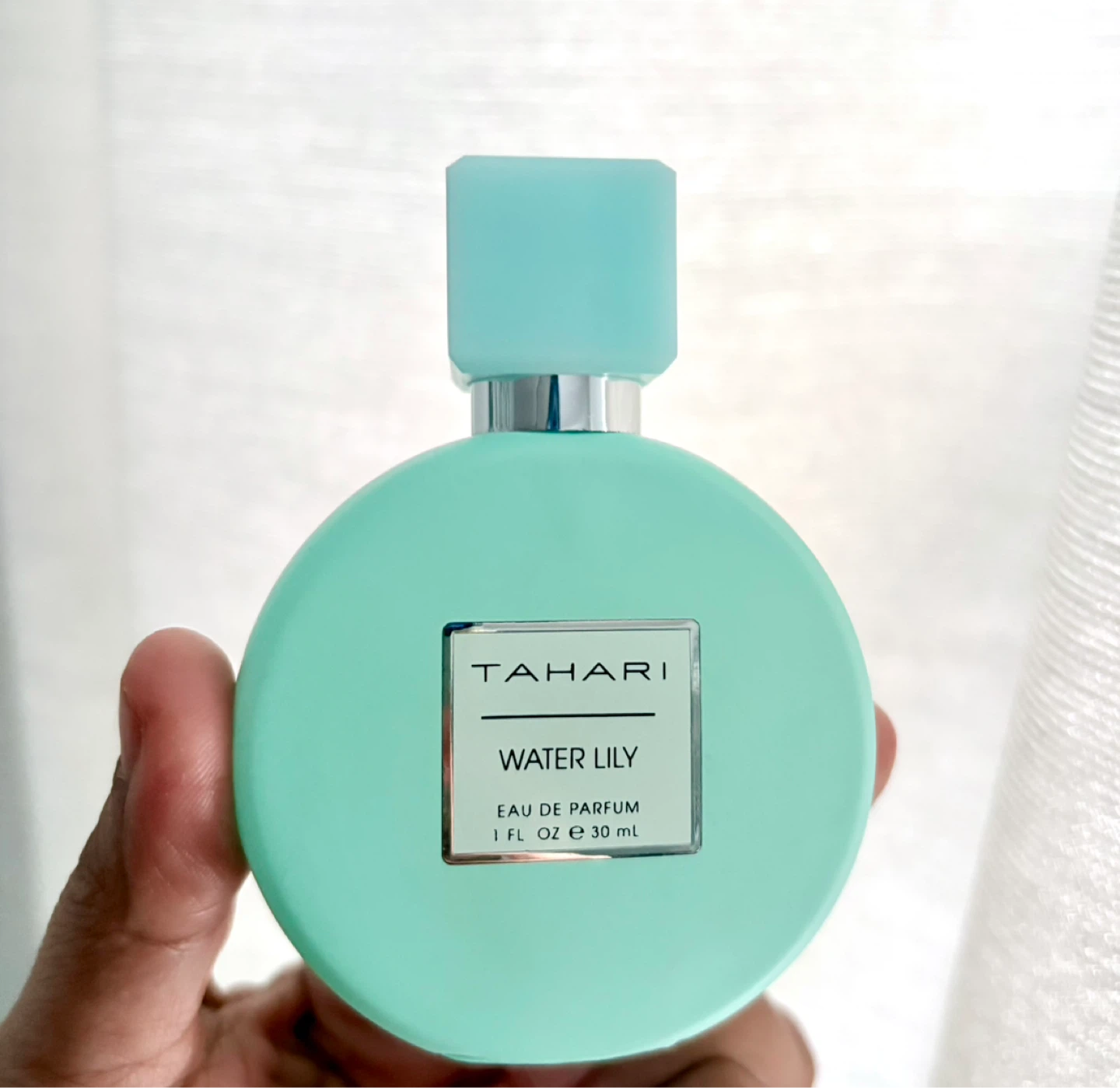 Tahari Water Lily Eau de Parfum 1 fl oz / 30 ml