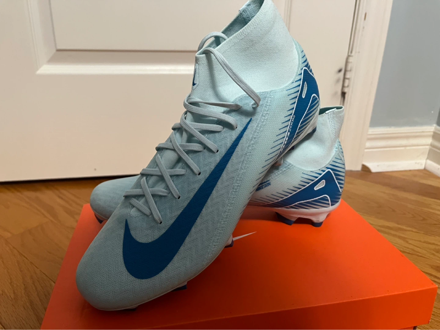 Nike Zoom Superfly 10 Academy FG/MG Soccer Cleats Size 10
