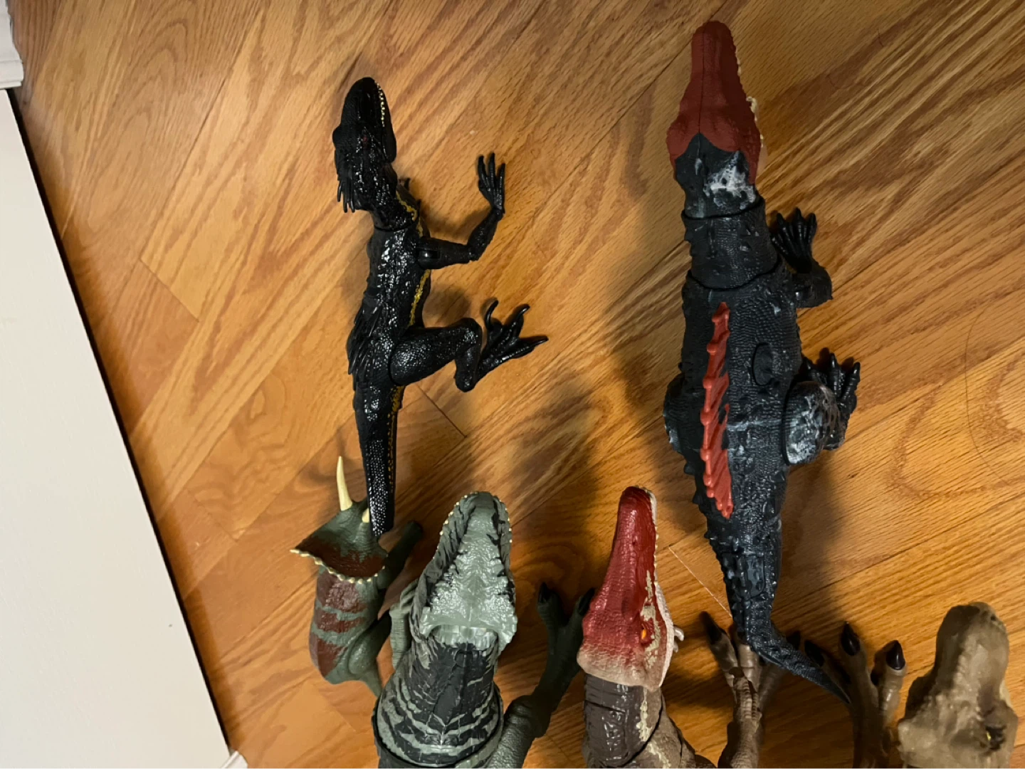 Jurassic World Dinosaur Toy Lot - photo 2
