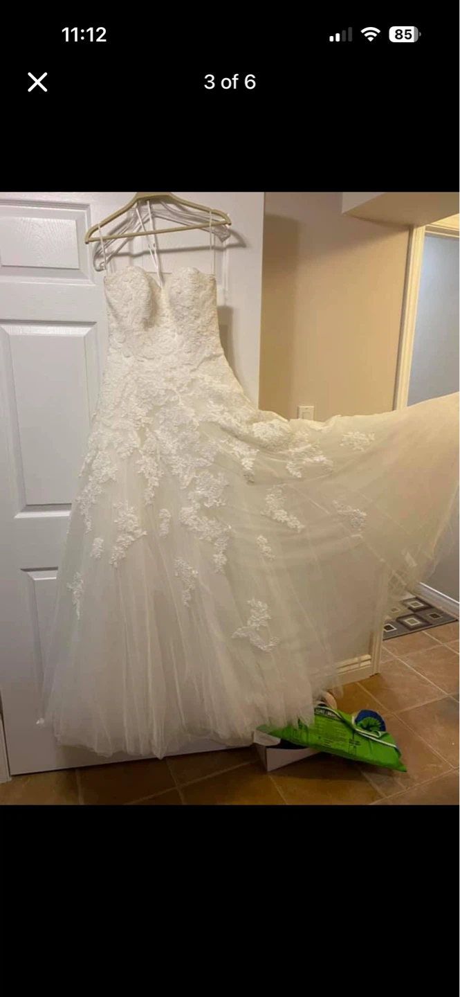 Strapless Wedding Dress with Lace Detail - photo 4