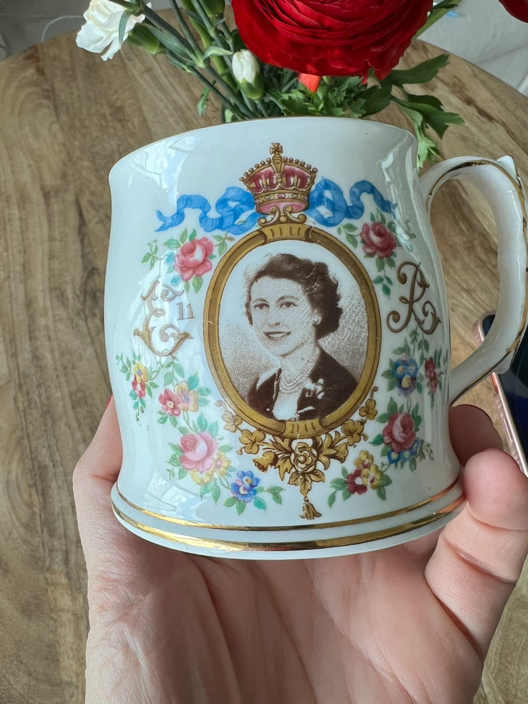 Coronation of Elizabeth II Commemorative Mug June 2nd 1953 - photo 2