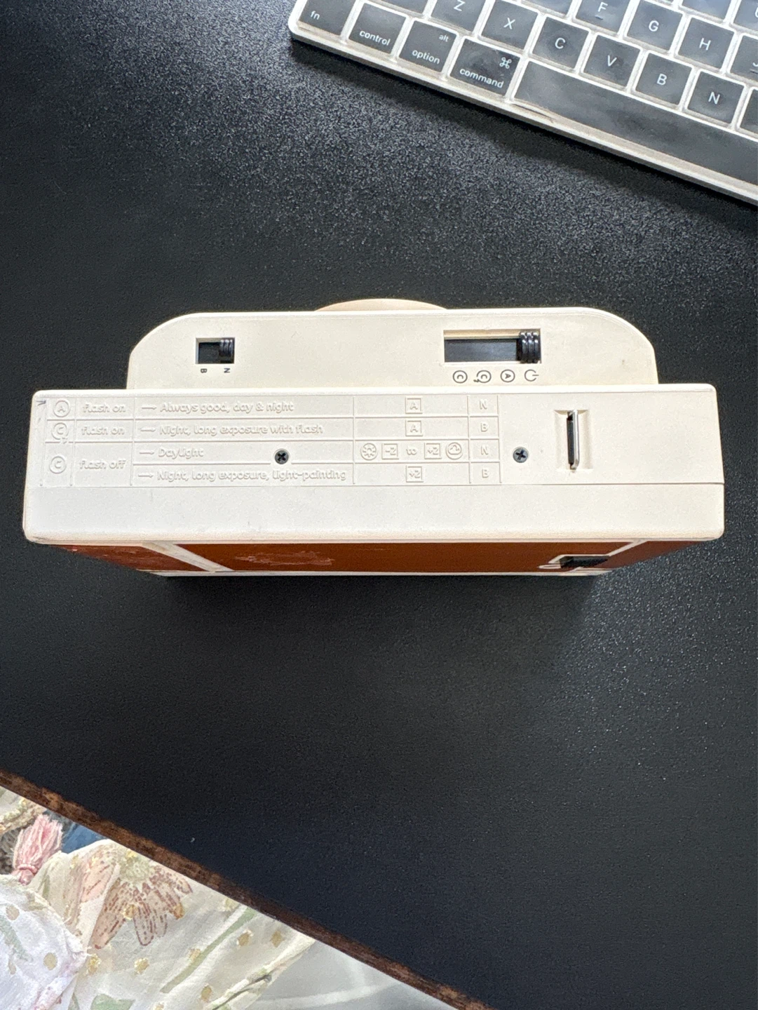 Lomo'Instant Camera with Brown Leather - photo 3