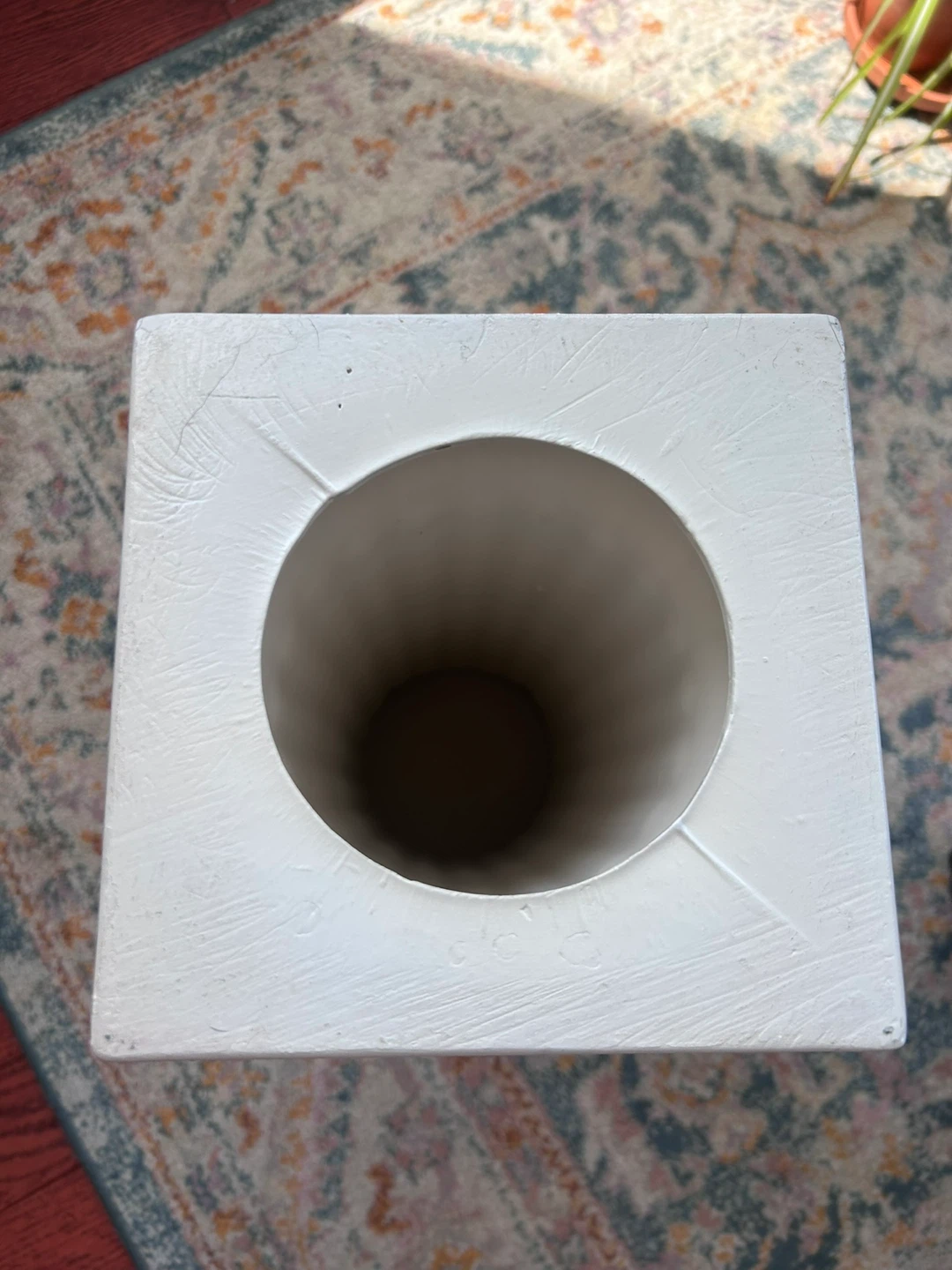 White Pedestal - photo 5