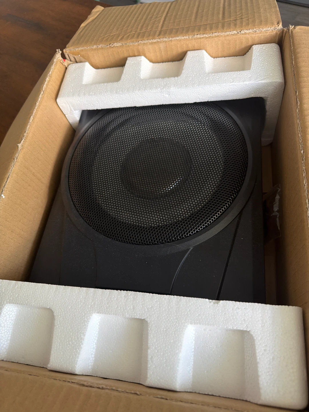 BOSS BASS10 10" Low Profile Amplified Subwoofer - 1000 Watts CB - photo 2