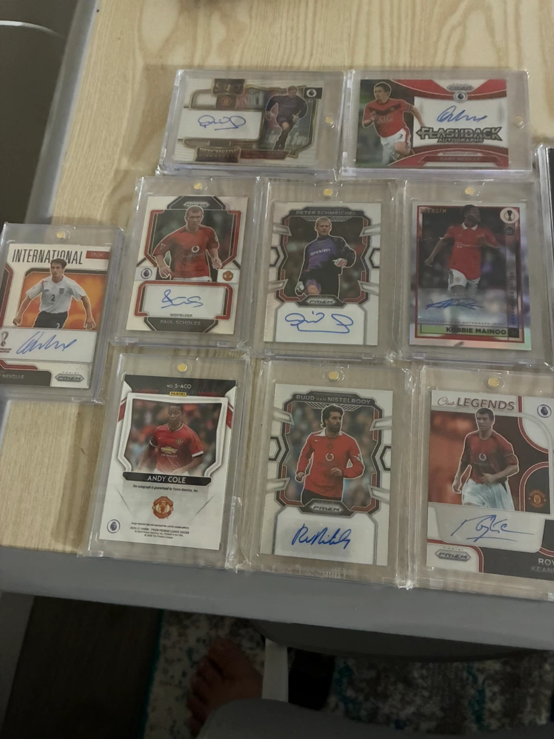 Collection of Autographed Manchester United Football Cards