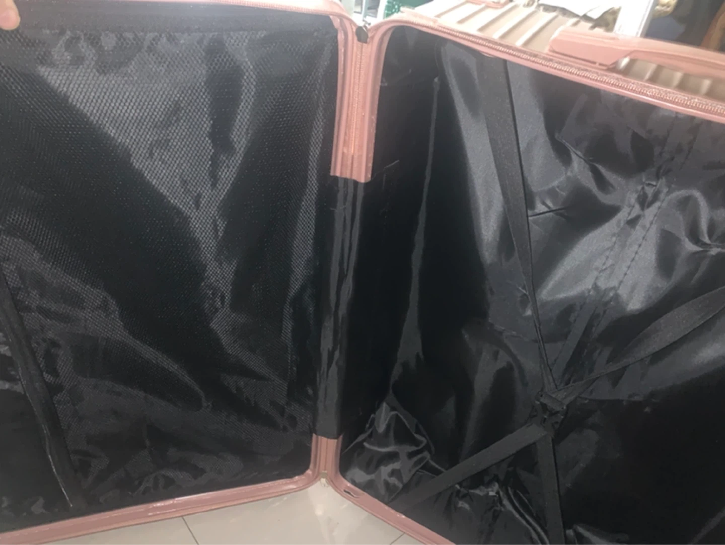 Rose Gold Hard-Shell Luggage - photo 3
