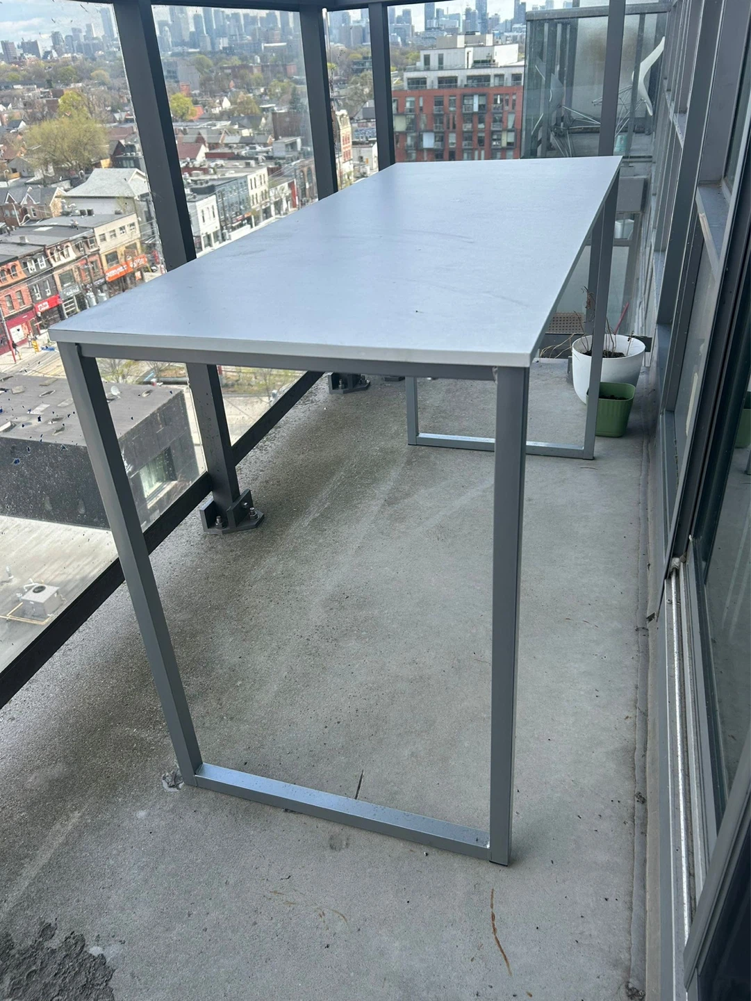 Ergonomic Office Chair and table - photo 5