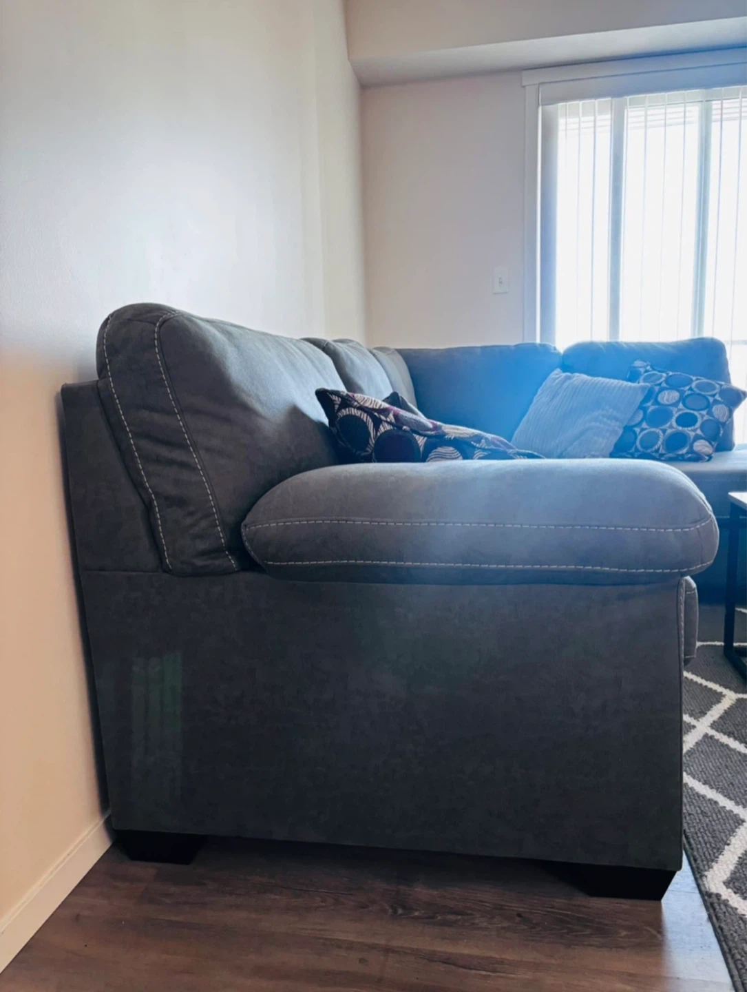 Modern Sectional Sofa - photo 3