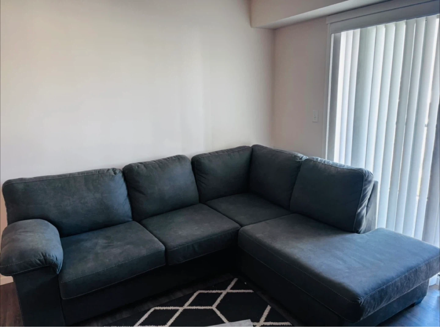 Modern Sectional Sofa - photo 2