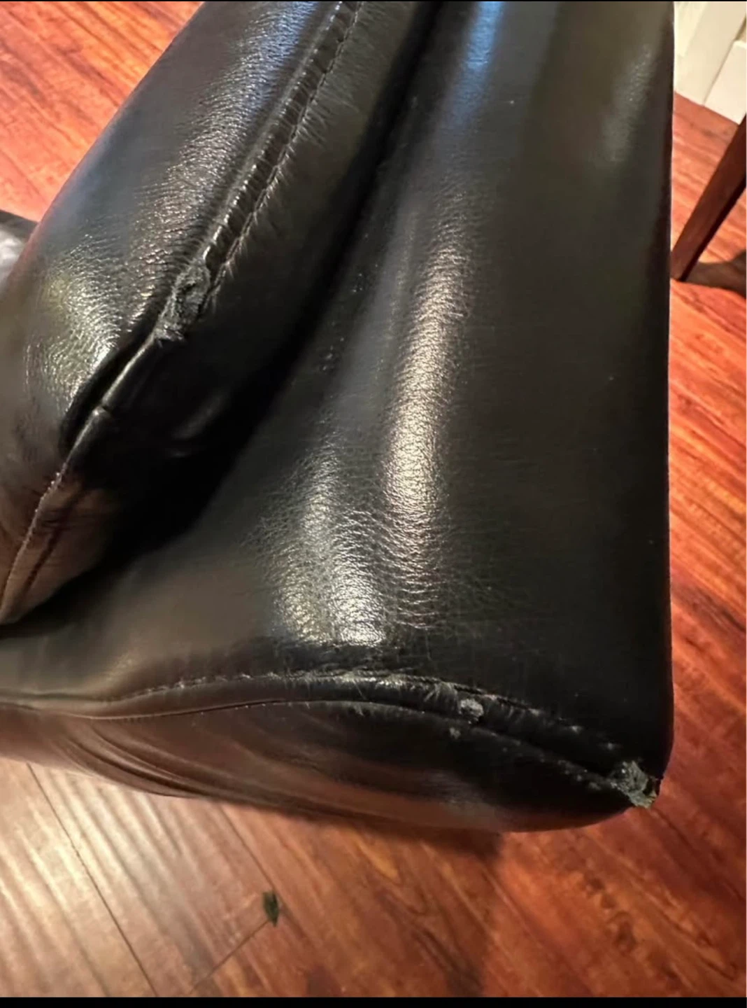 Black Leather Chaise Lounge Chair - photo 5