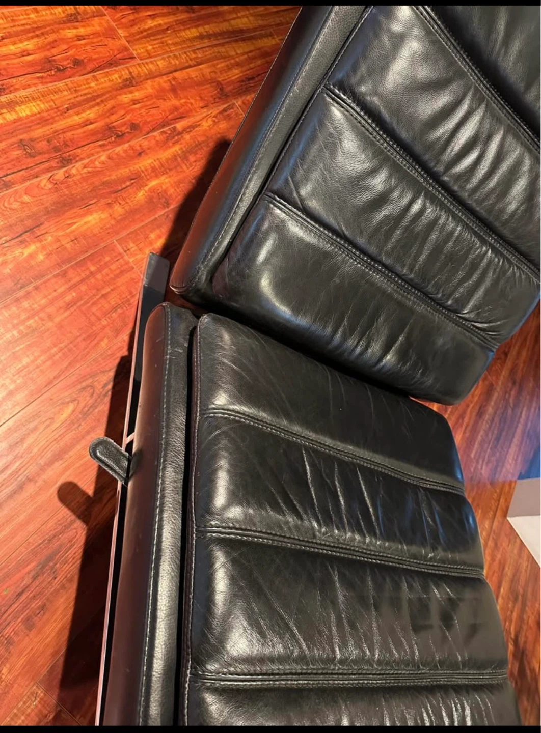Black Leather Chaise Lounge Chair - photo 4