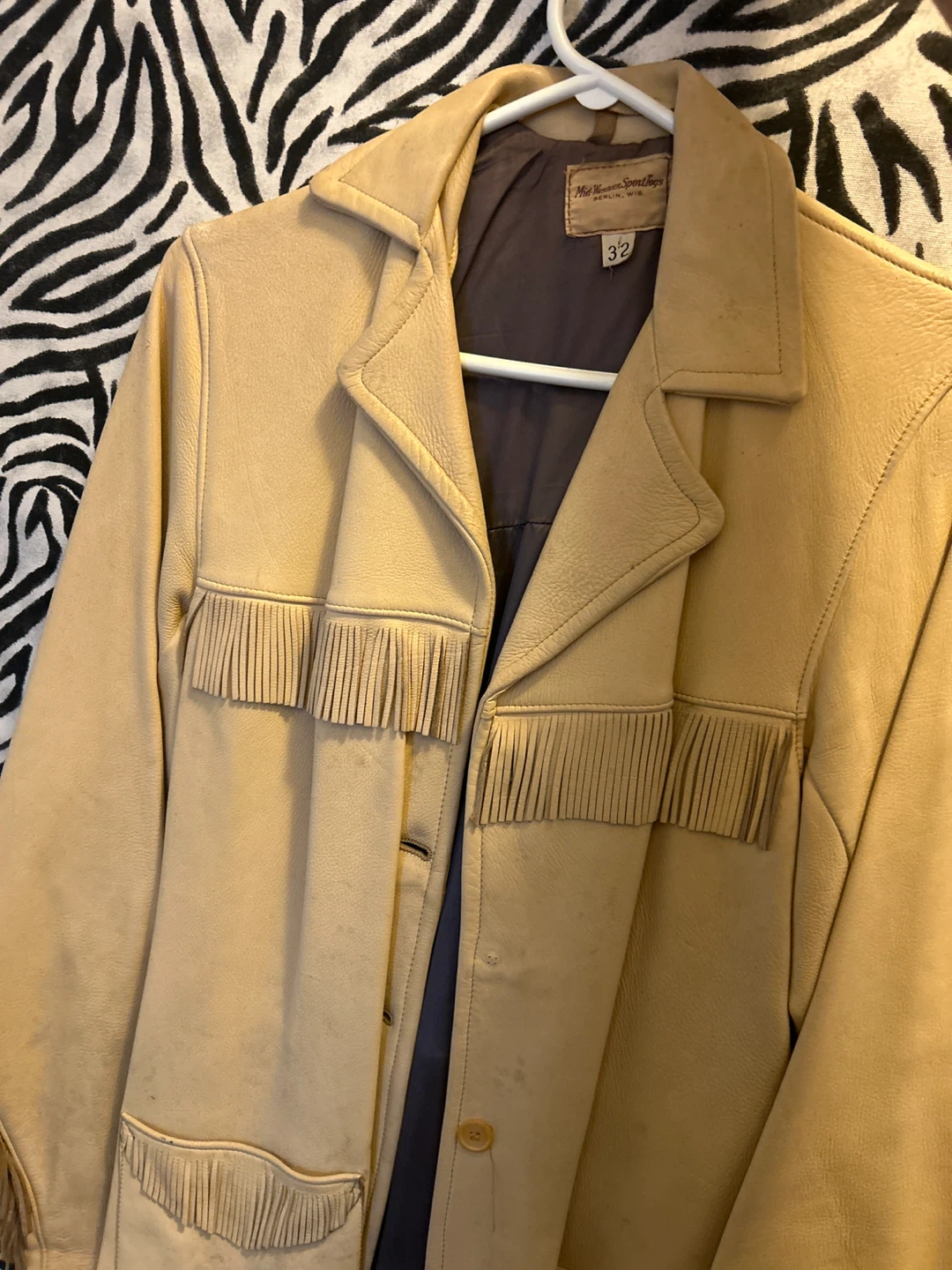 Woman’s Deerskin Leather Fringe Jacket - Size 32