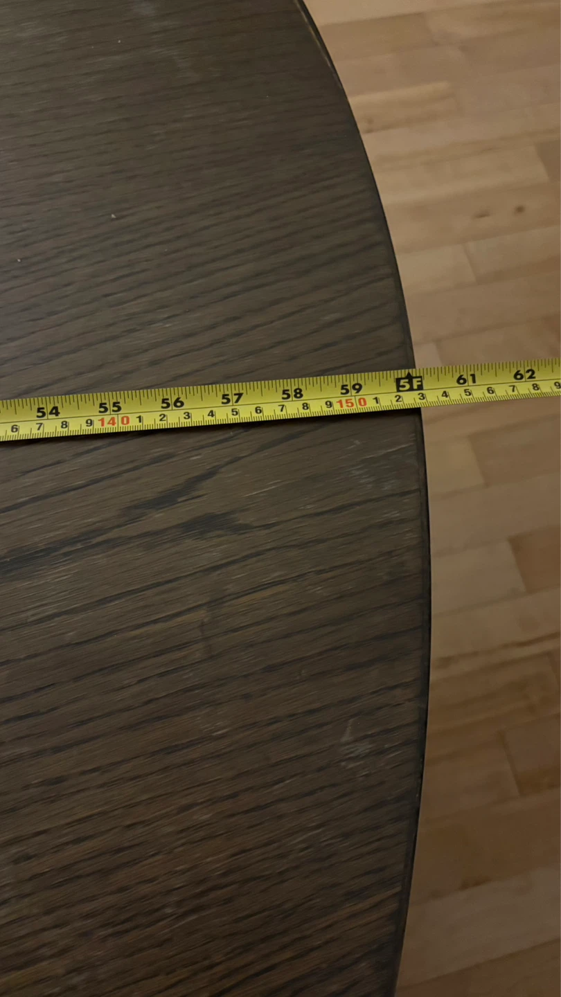 Round Dining Table - photo 3