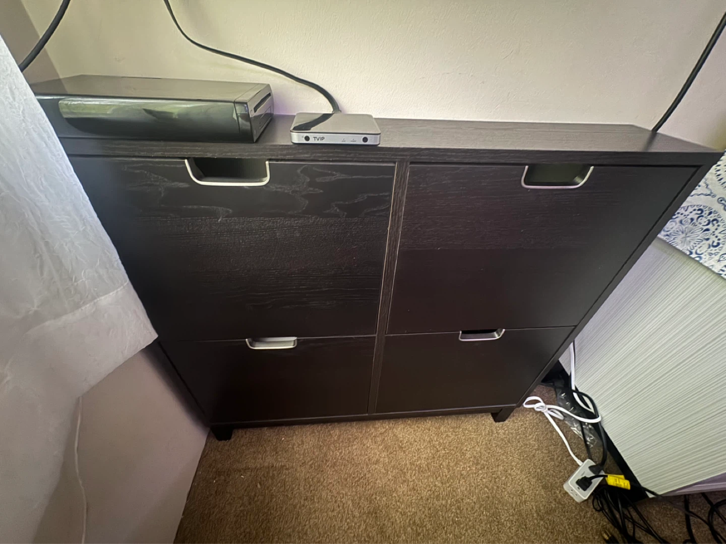 White shoe rack insert