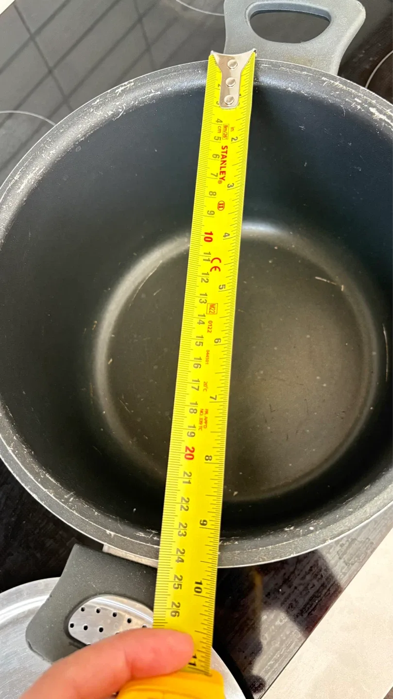 Large Nonstick Cooking Pot with Strainer Lid - photo 5