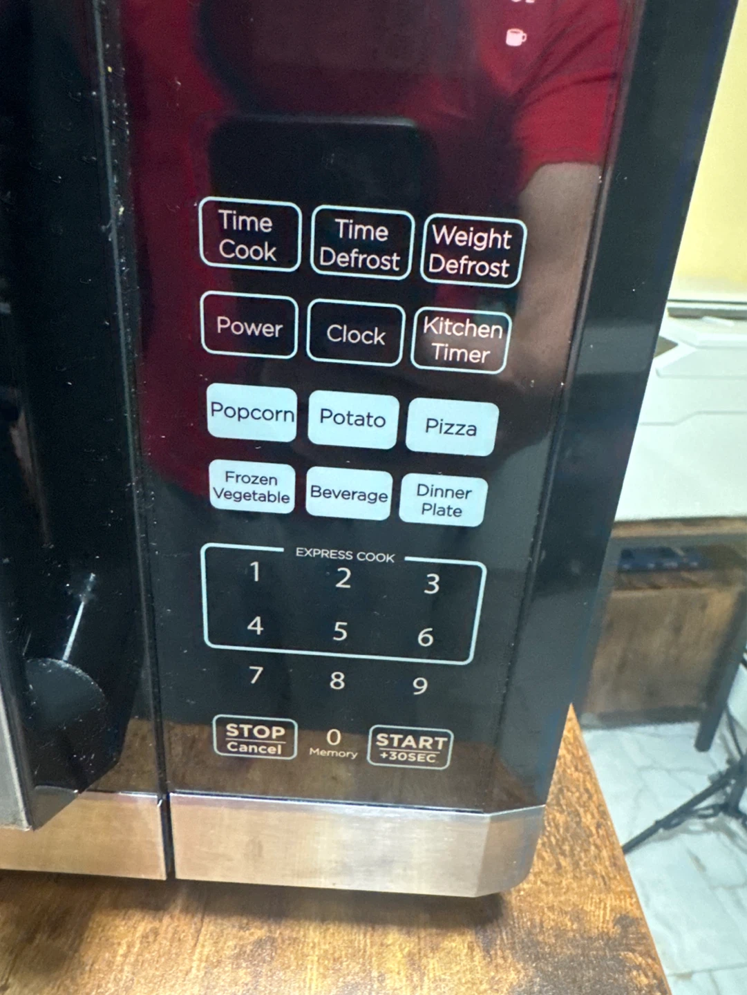 BLACK+DECKER Microwave Oven EM925AAK-P - photo 2