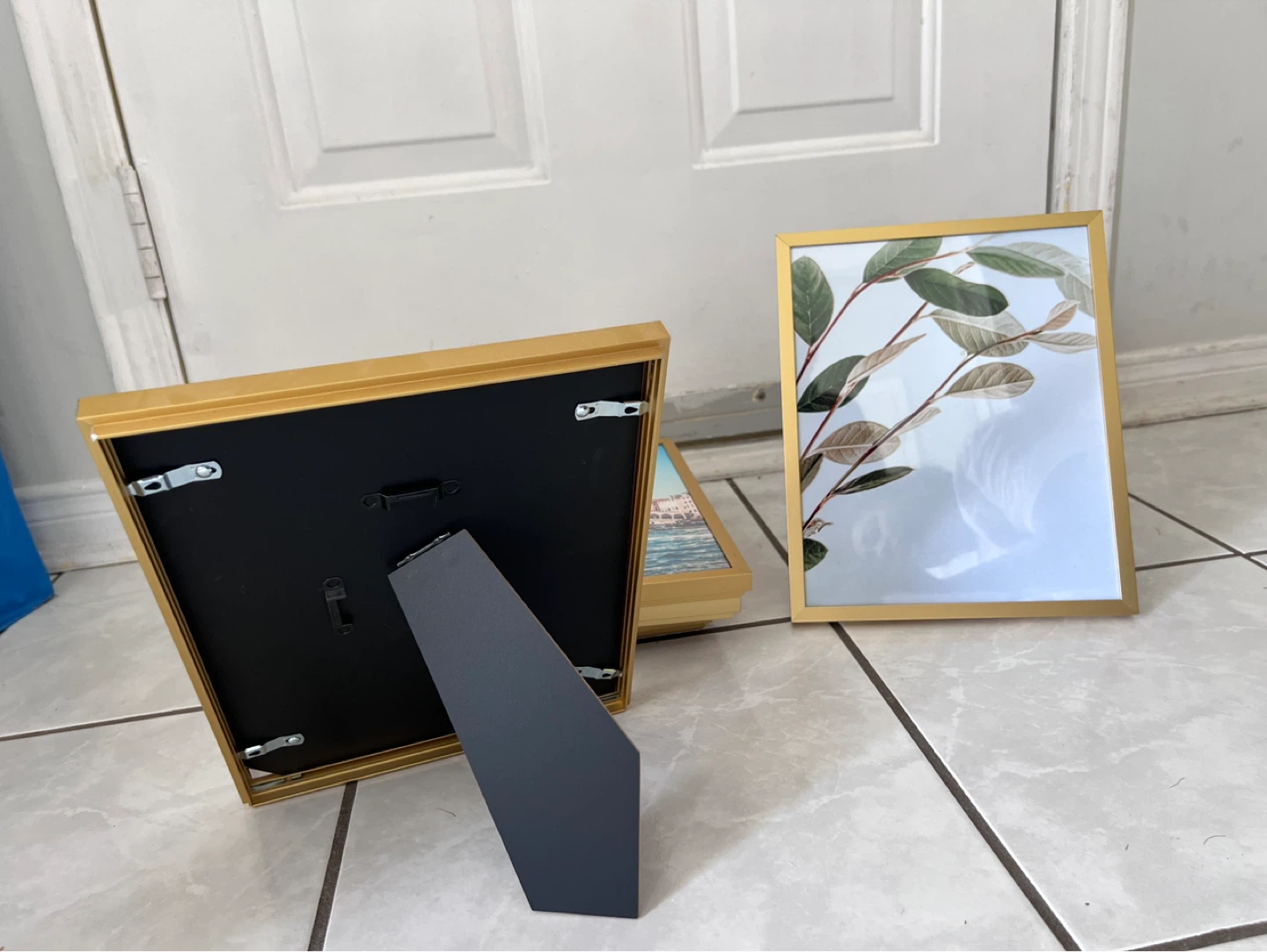 Set of 6 Gold Picture Frames with Artwork - photo 3