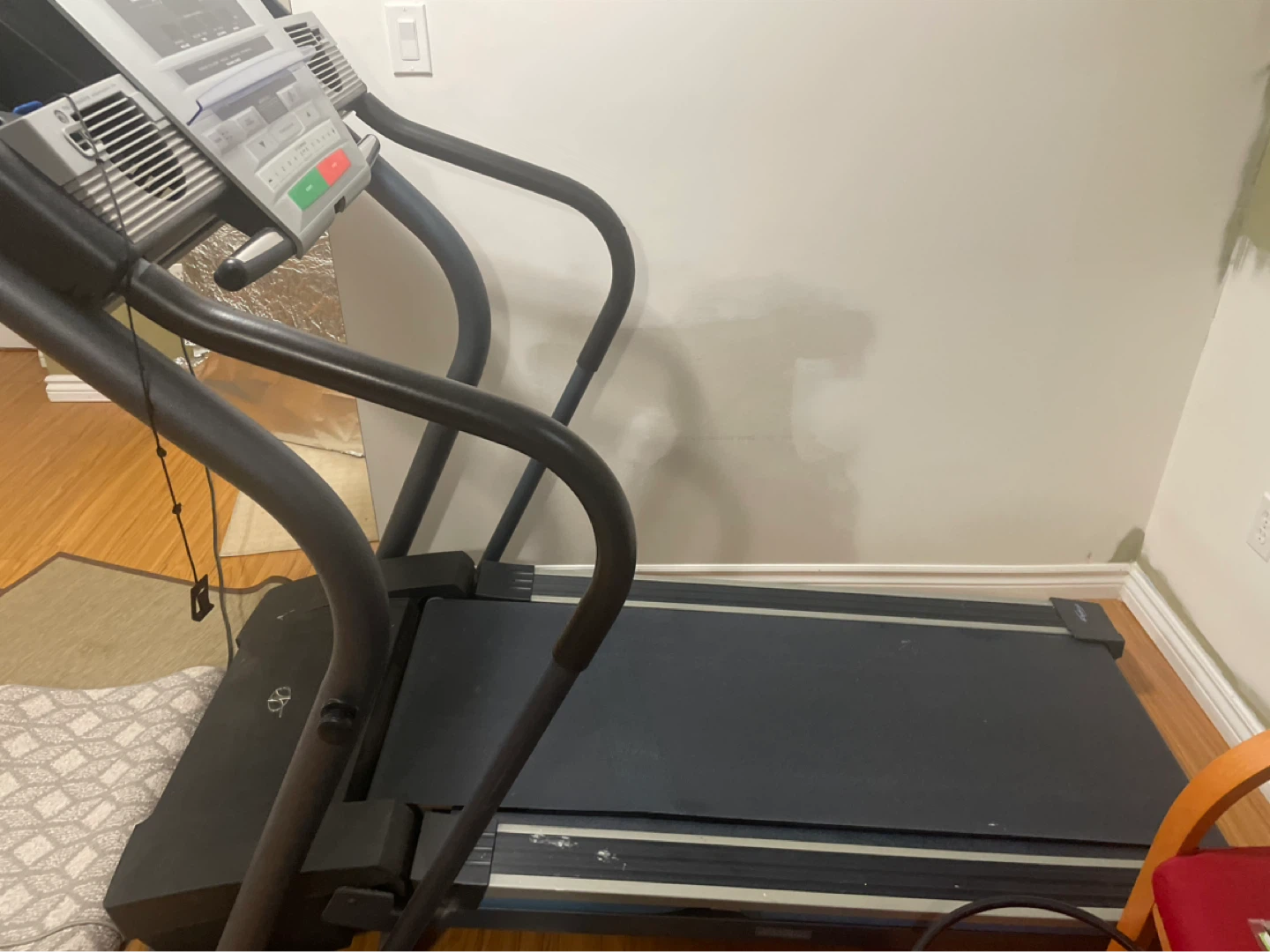 NordicTrack C 2000 Treadmill - photo 4