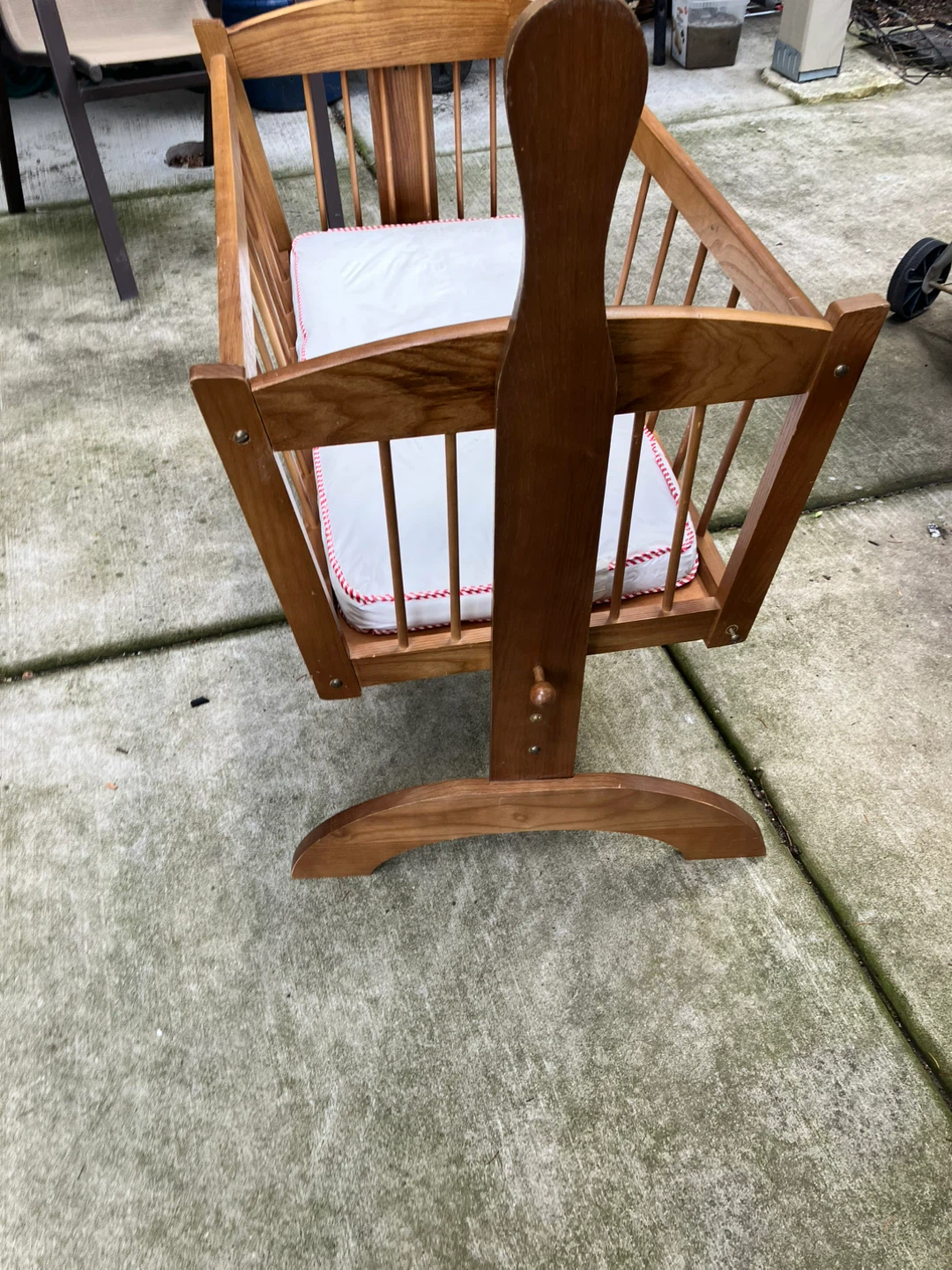 Antique Wooden Baby Cradle - photo 3