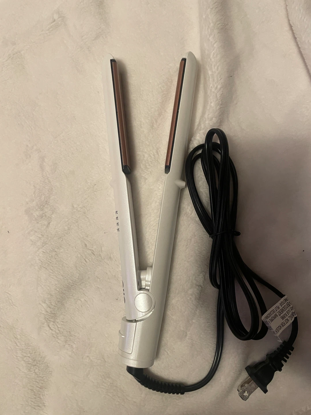 QUO Beauty by Conair Ceramic Hair Straightener - photo 2