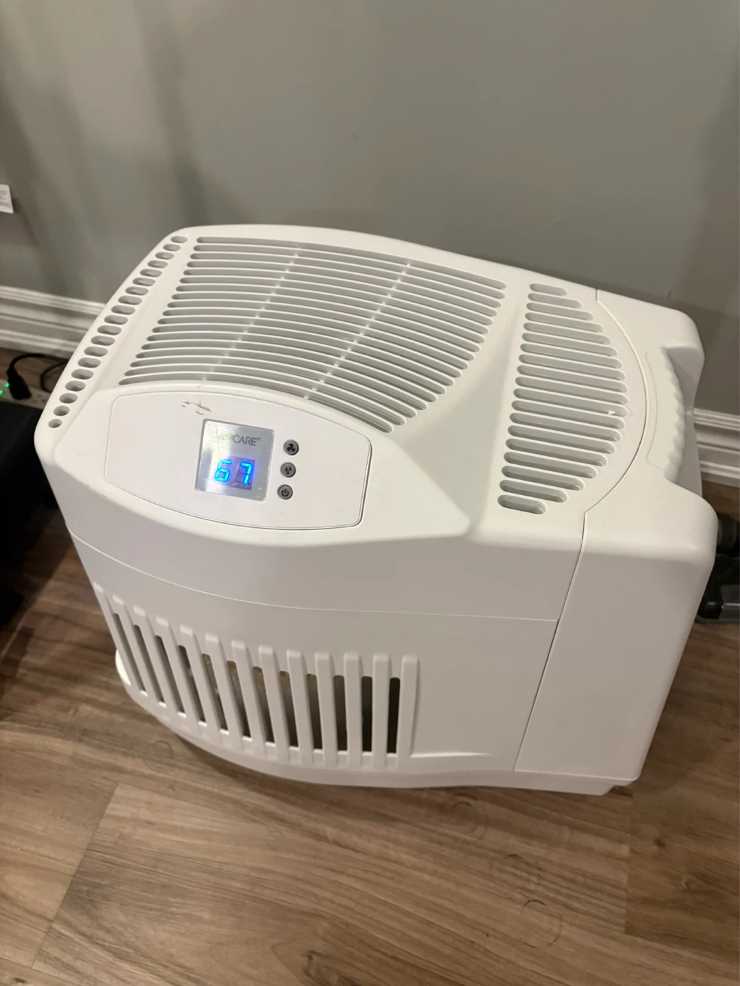 Aircare Humidifier with 2 free filters - photo 3
