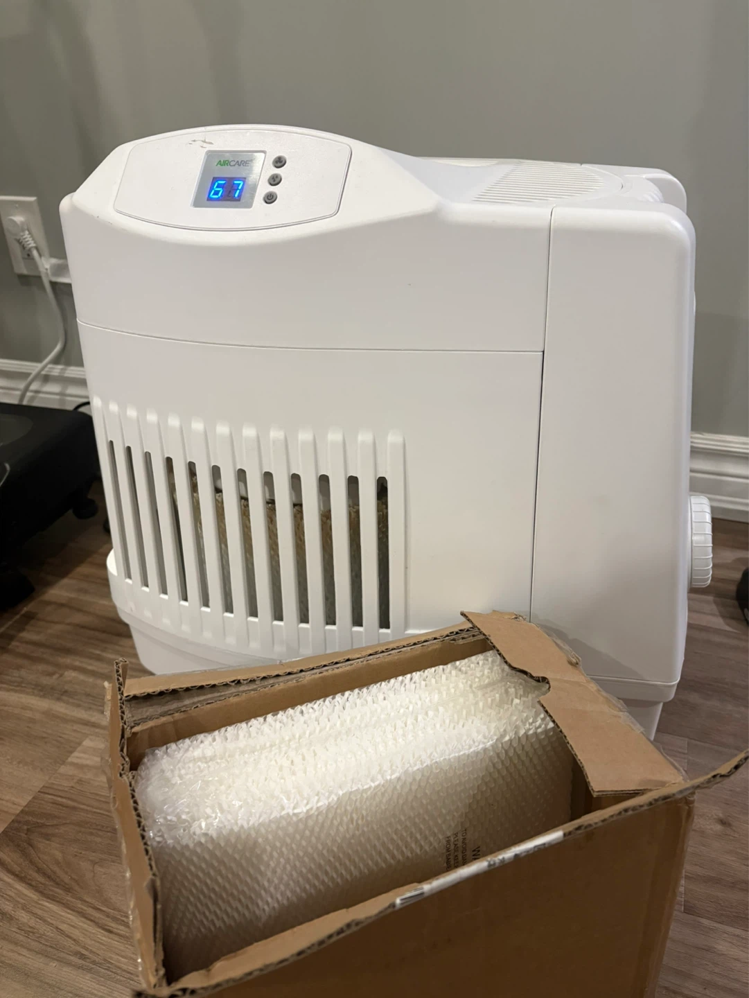 Aircare Humidifier with 2 free filters - photo 2