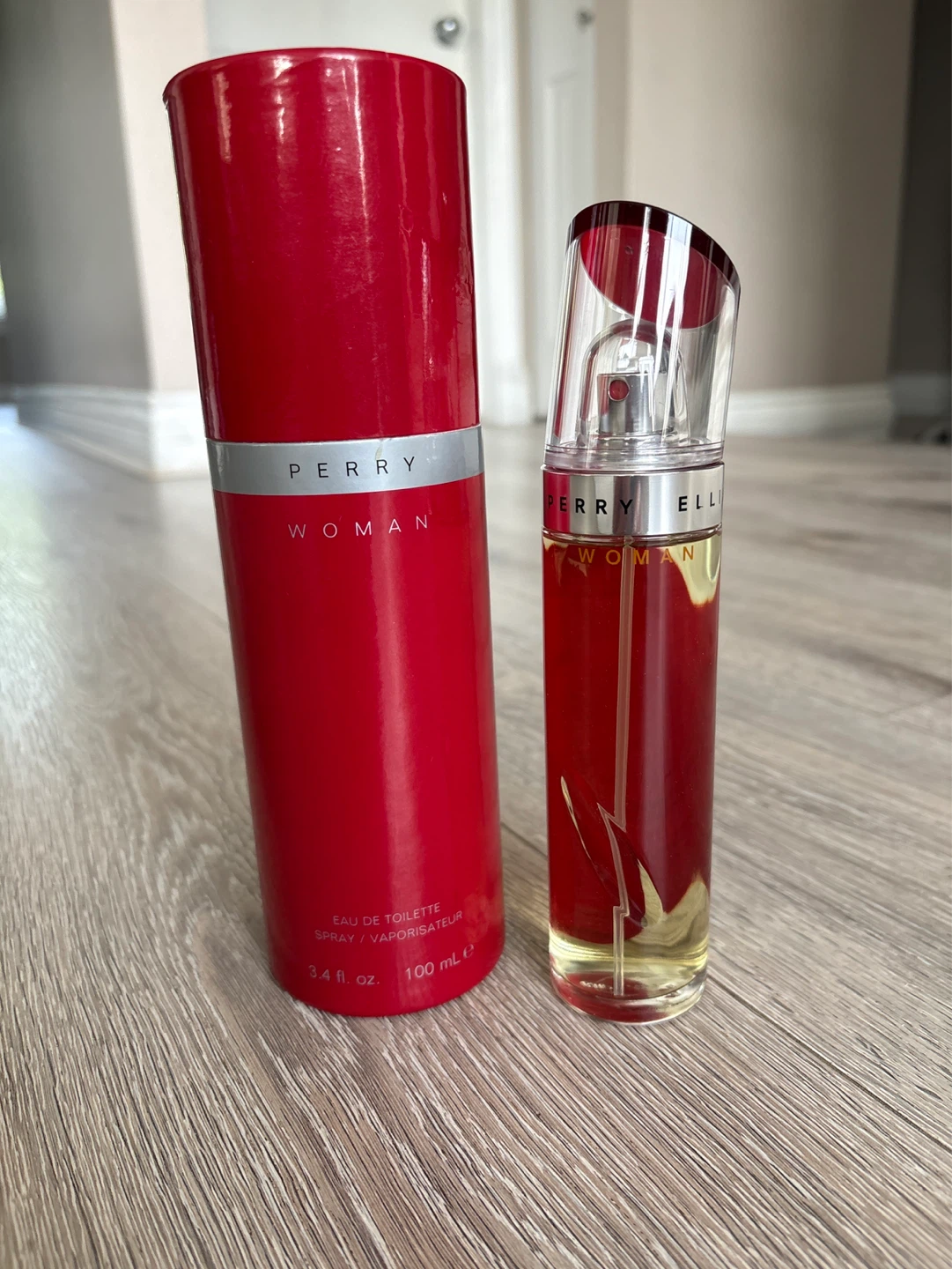 Perry Ellis Woman Eau de Toilette Spray 100ml - photo 3