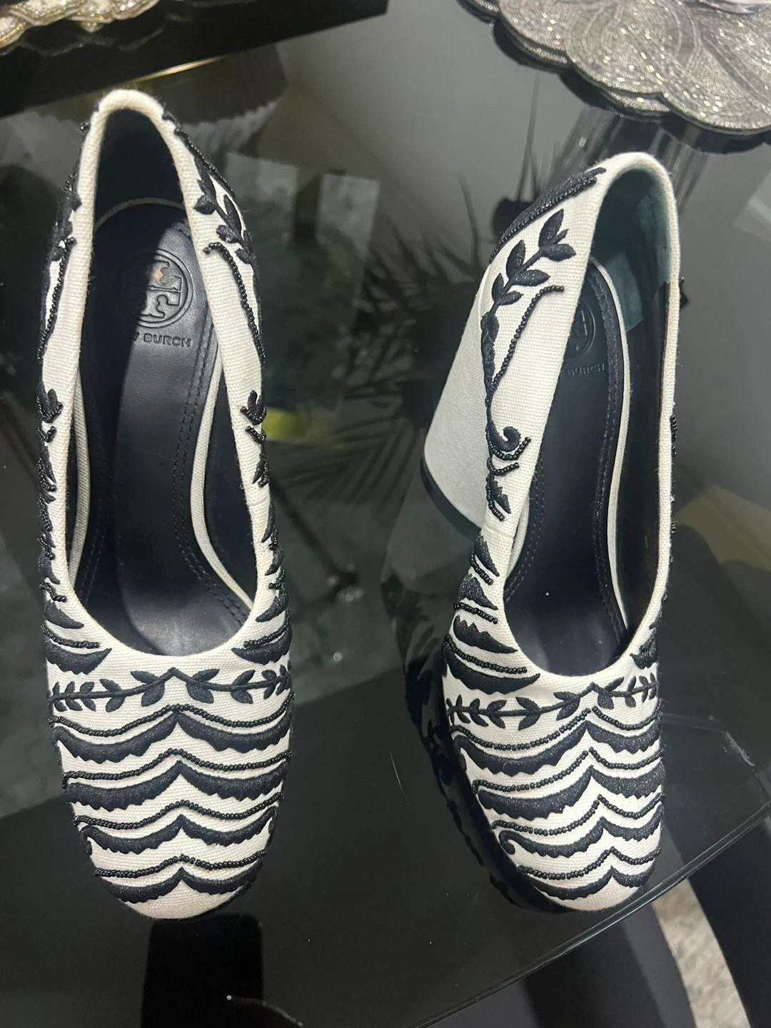 Tory Burch Embroidered Heels - photo 4