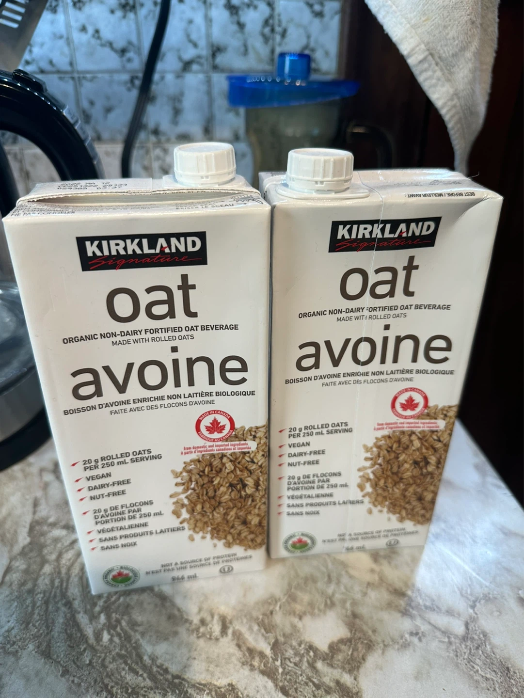 Kirkland Signature Oat Beverage (2 x 946ml)