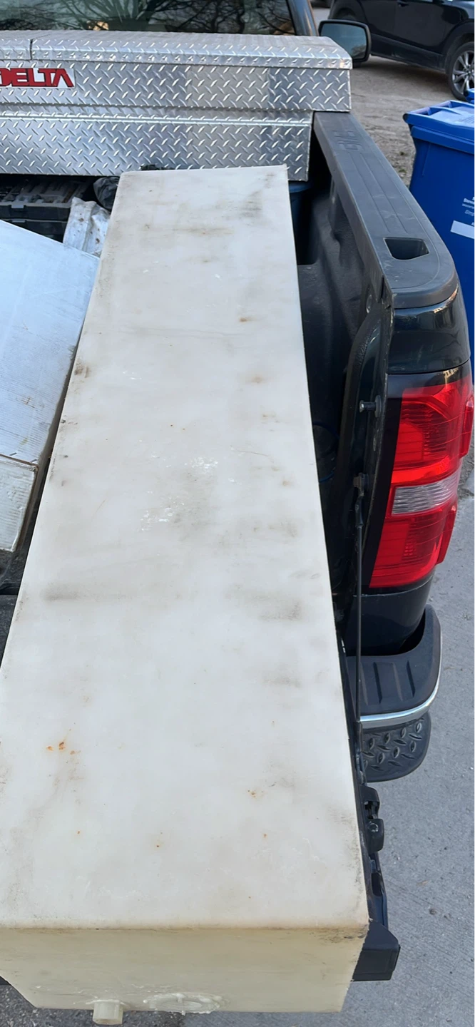 Rv water tank