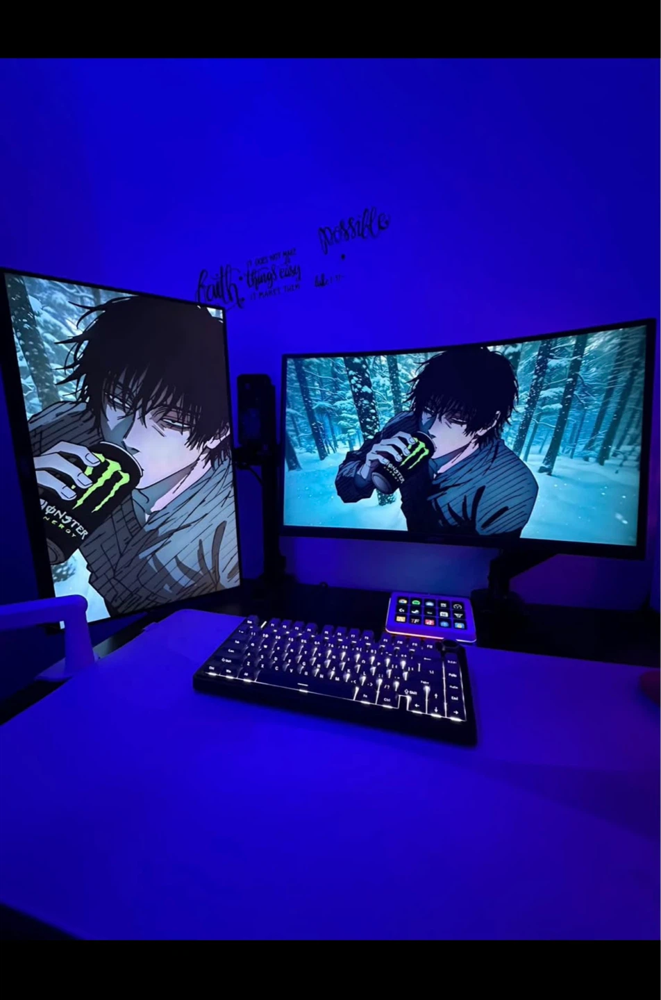 Curved Gaming Monitor - 165Hz Refresh Rate - photo 2