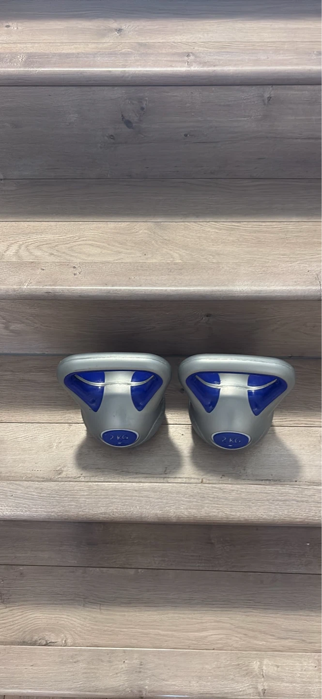 Pair of 2kg Kettlebells - photo 3