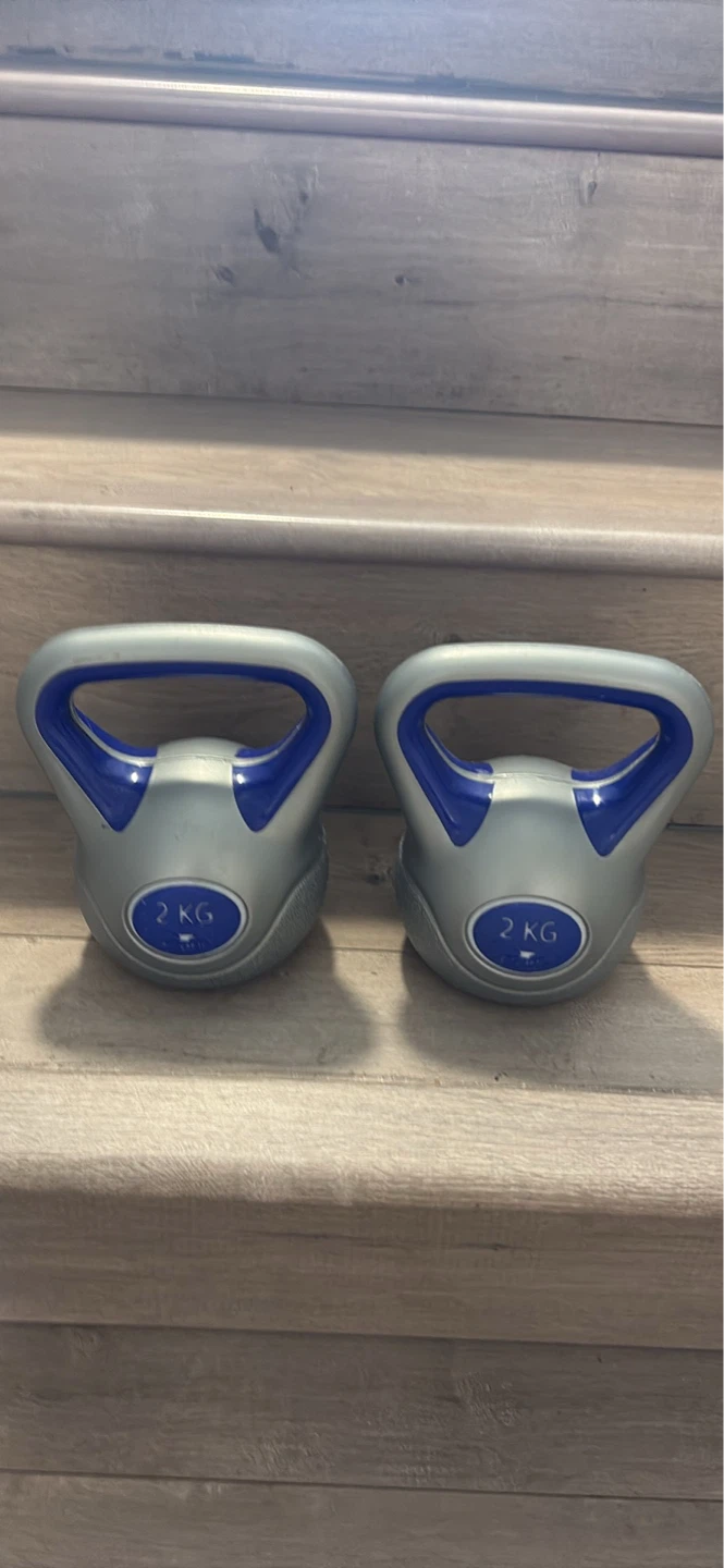 Pair of 2kg Kettlebells