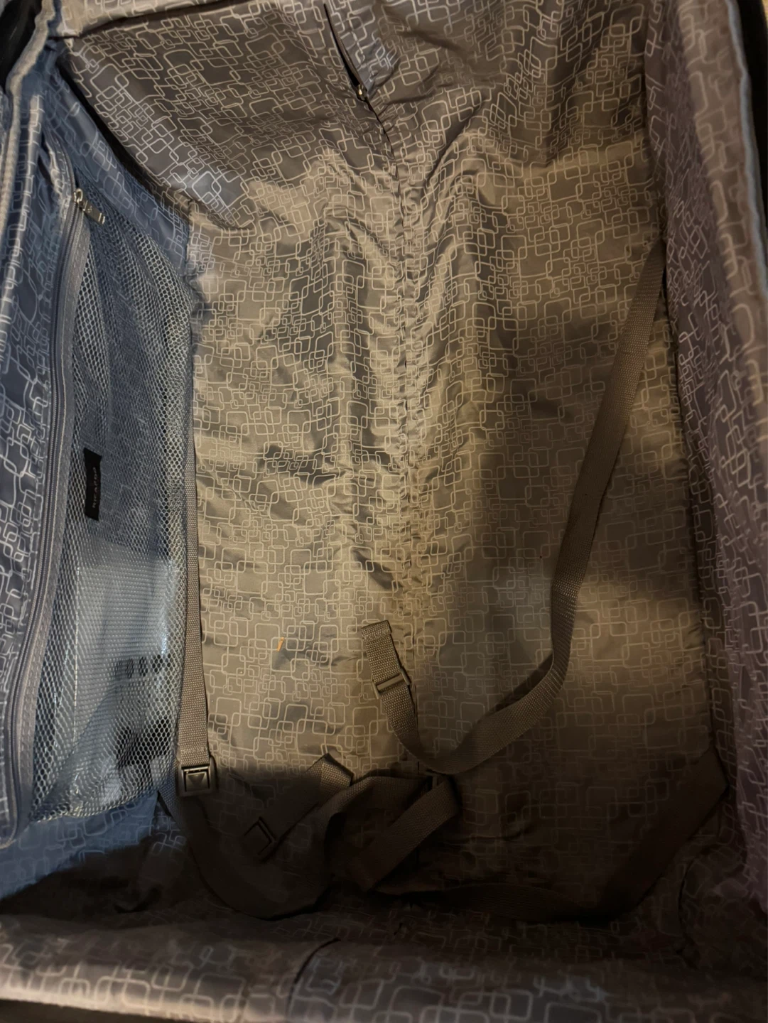 Large Rolling Suitcase - photo 3